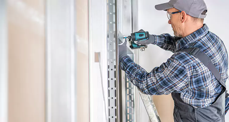 Sliding Door Latch Hardware Repair in Buenaventura Lakes, FL