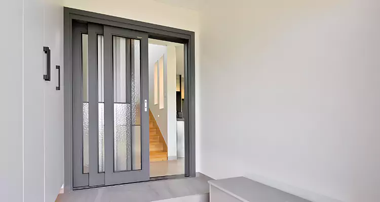 Fix Sliding Patio Door Rollers in Buenaventura Lakes, FL